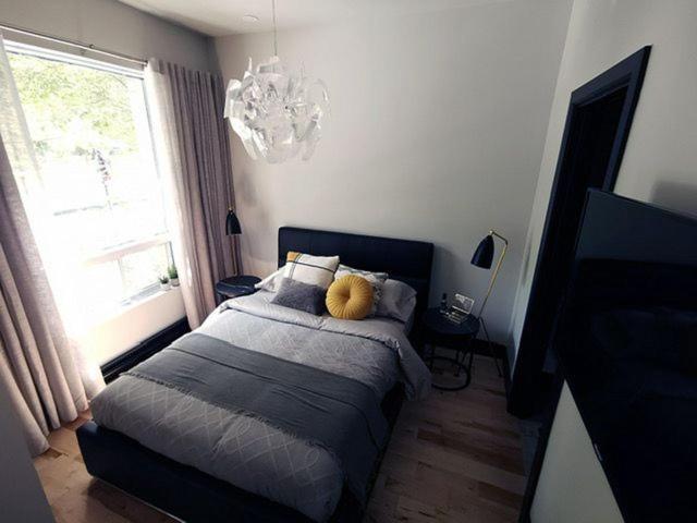 Private Room & Private Bathroom In Le Plateau مونتريال المظهر الخارجي الصورة